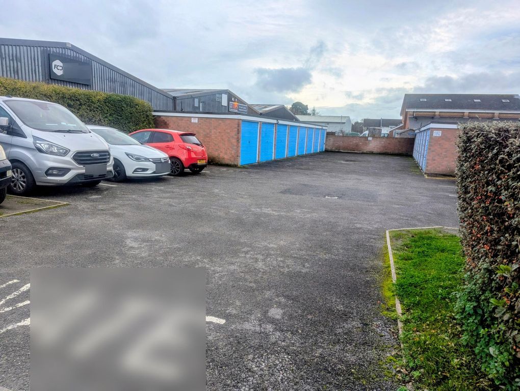 Property photo 1 of 16 Photo 0