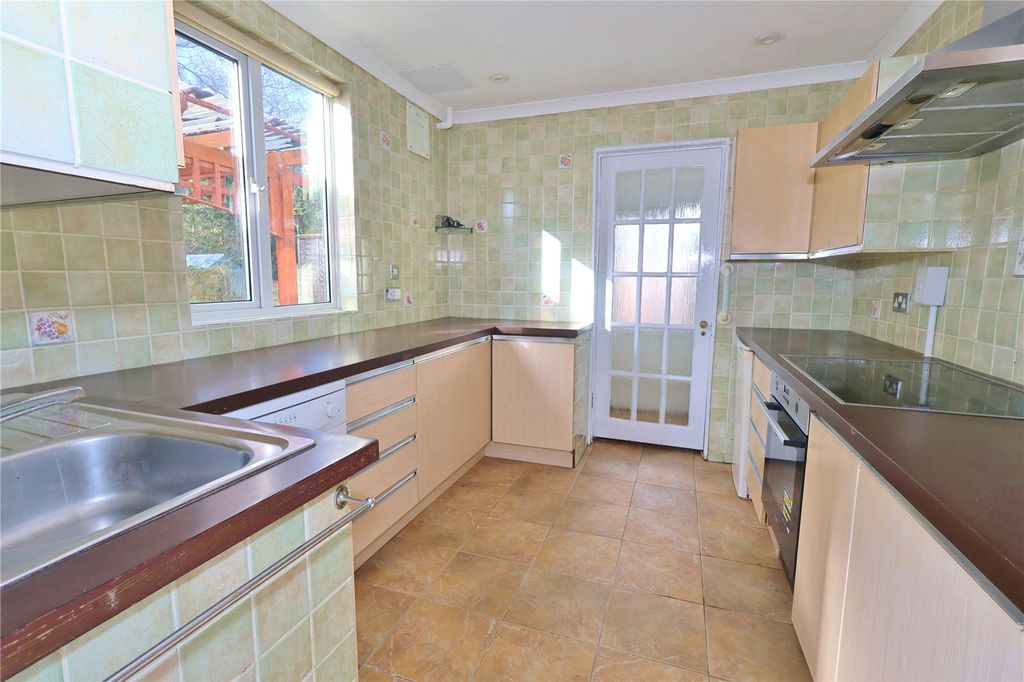 Property photo 3 of 14 Picture No. 13