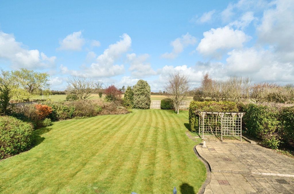 Property photo 2 of 14 Rear Garden