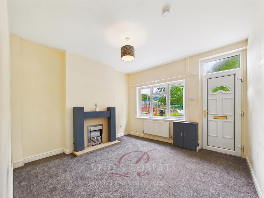 Property photo 2 of 15 Cam05148G0-Pr0023-Still014.Jpg
