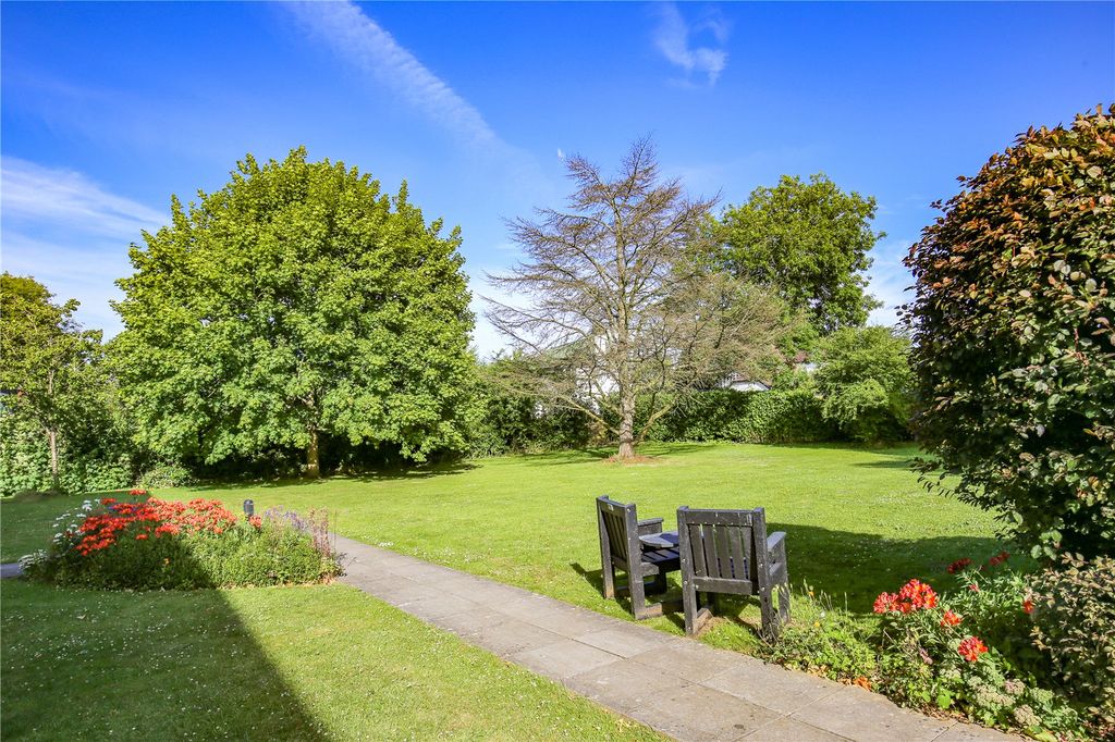 Property photo 2 of 13 Picture No. 22