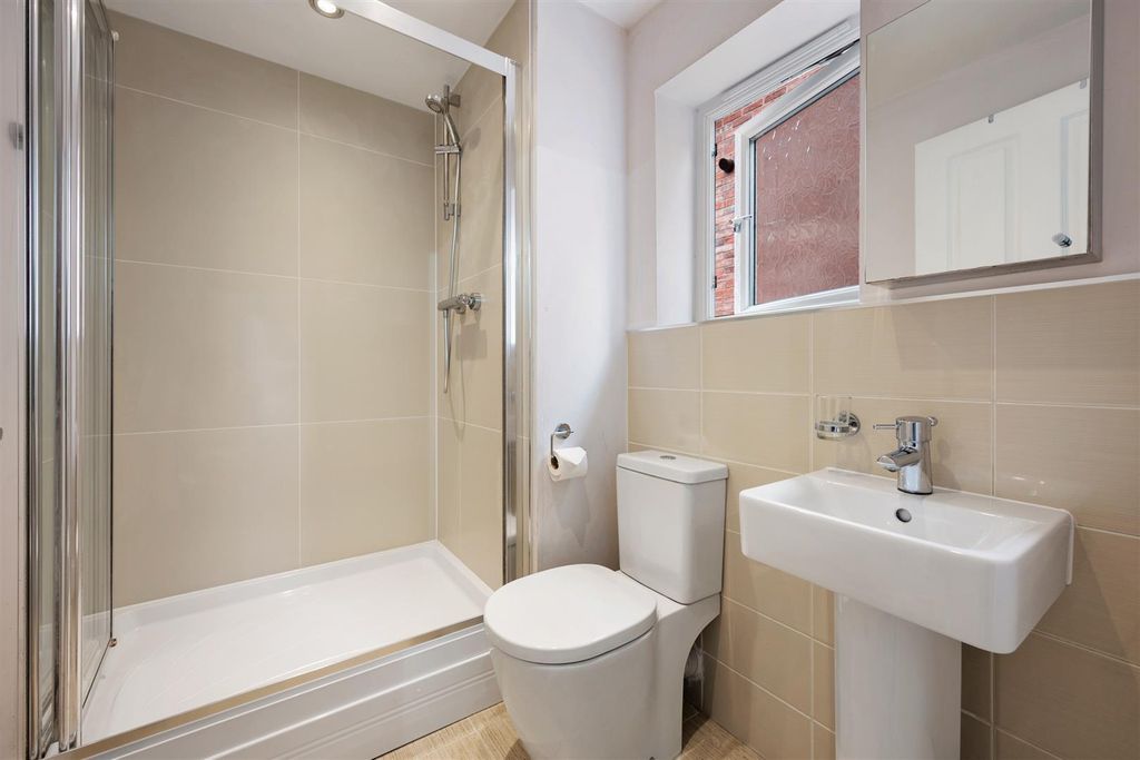 Additional image 24 of 6 bed detached house to rentAspen Drive, Scarcroft, Leeds LS14