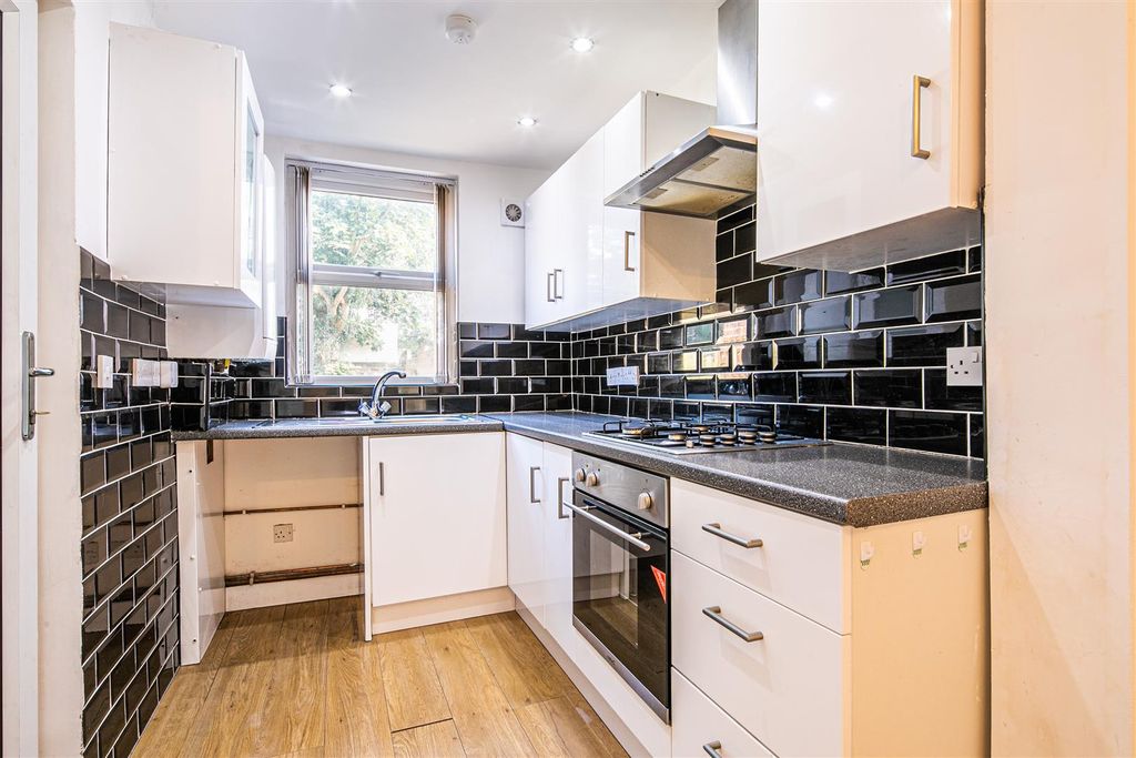 Property photo 3 of 13 _W170217.Jpg