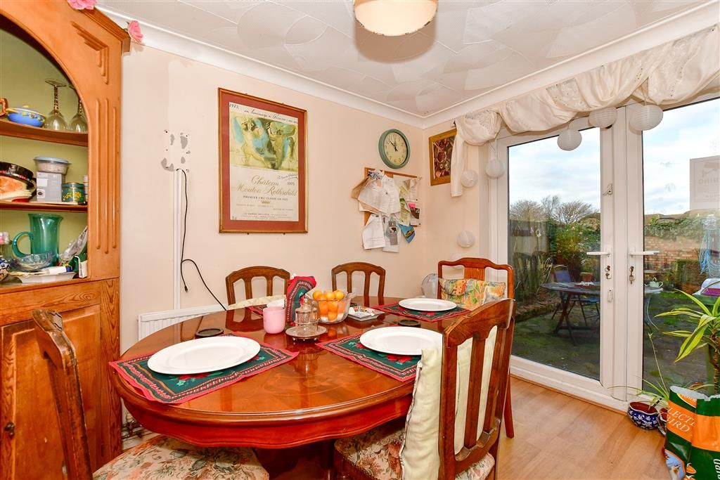 Property photo 3 of 9 Dining Room
