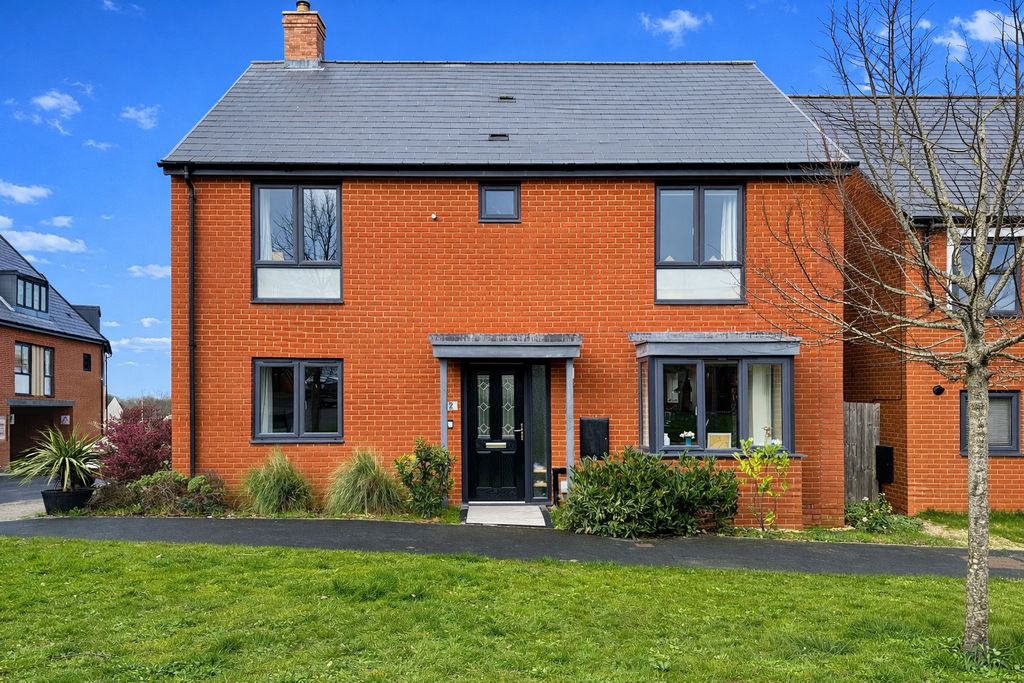 Property photo 1 of 22