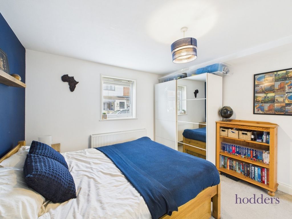 Additional image 10 of 1 bed maisonette to rentChapel Grove, Addlestone, Surrey KT15