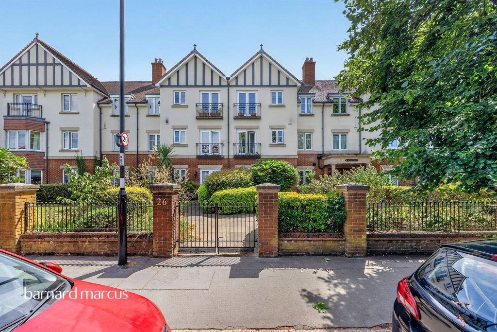 Property photo 1 of 30