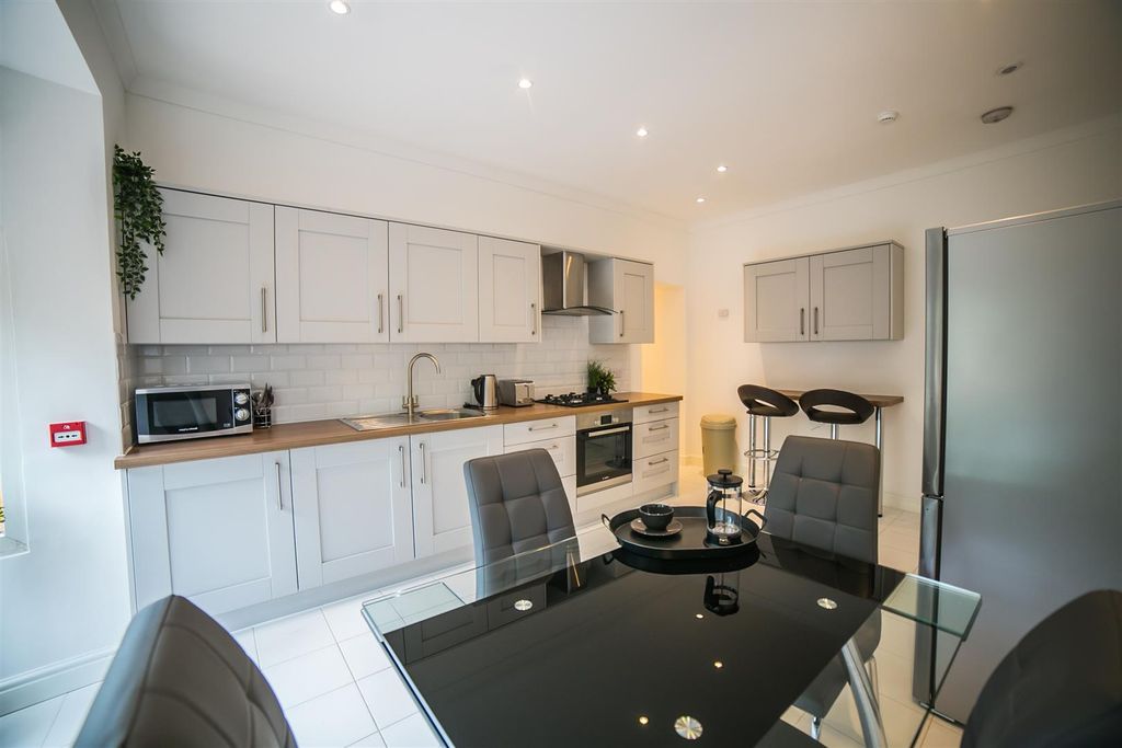 Property photo 3 of 28 Rf9A9965.Jpg