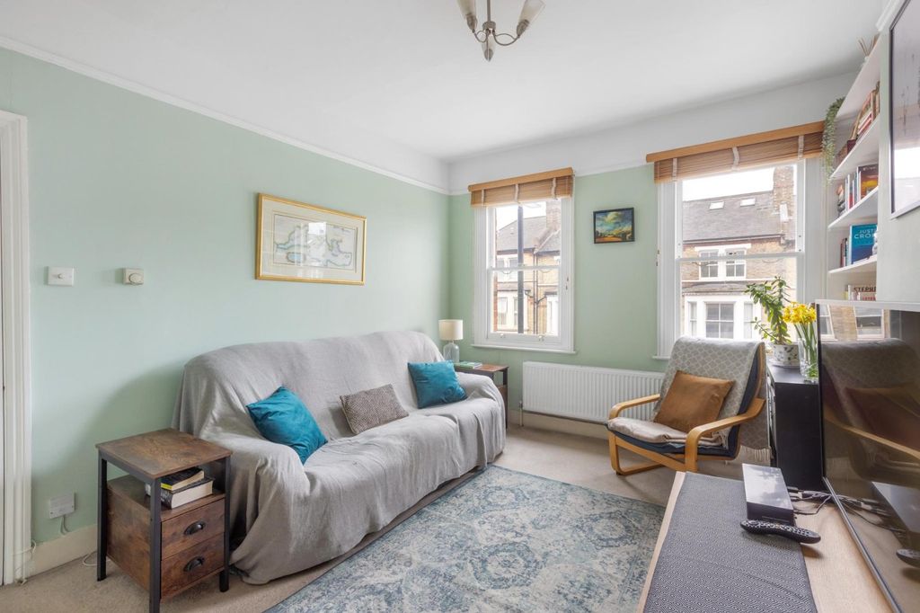 Property photo 2 of 9