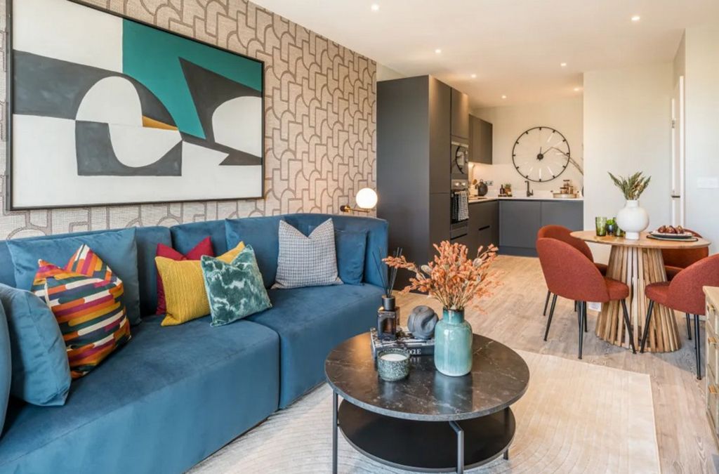 Property photo 1 of 7