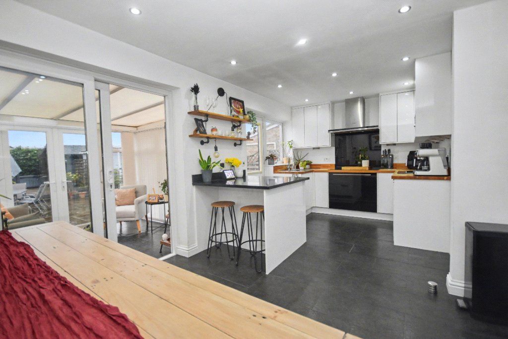 Property photo 3 of 21 Picture No. 20