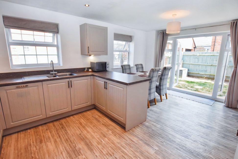 Property photo 3 of 24 Dining Kitchen 2