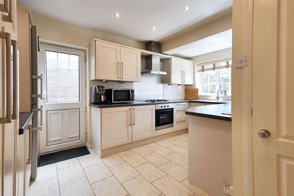 Property photo 2 of 24 Img_1532.Jpg