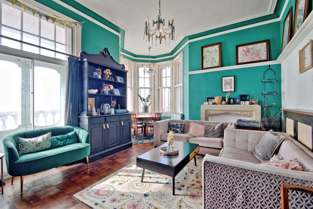 Property photo 3 of 20