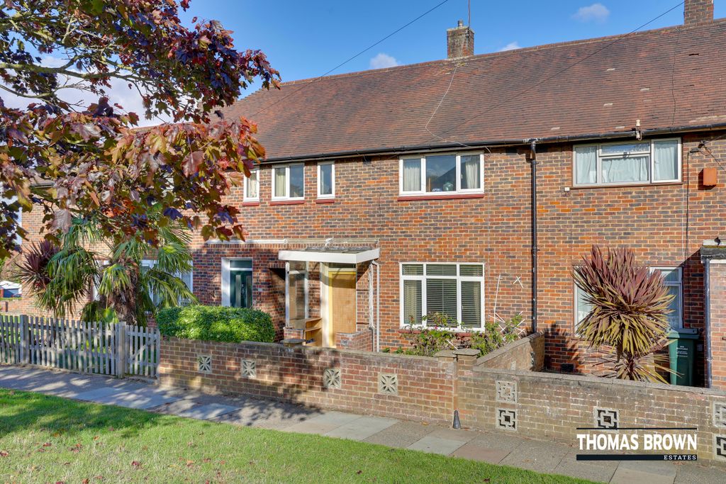Property photo 1 of 12