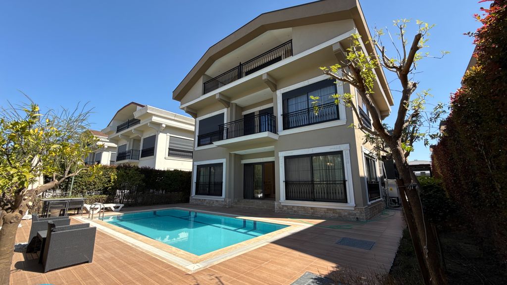 Property photo 1 of 24 Deluxe Villa With A Private Pool For Sale In Belek, Antalya - Main View Of The Large Villa And Pool