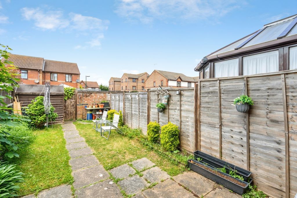 Property photo 2 of 8 Pbox-Img.Jpg