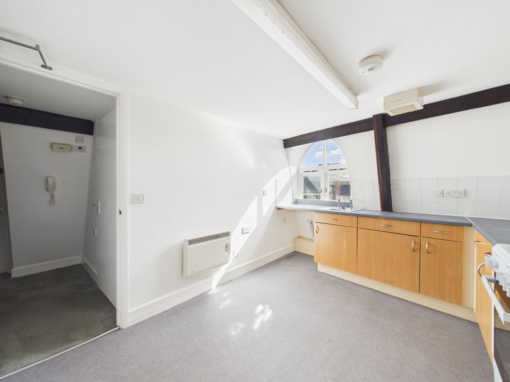 Property photo 2 of 7 Cam01721G0-Pr0118-Still002