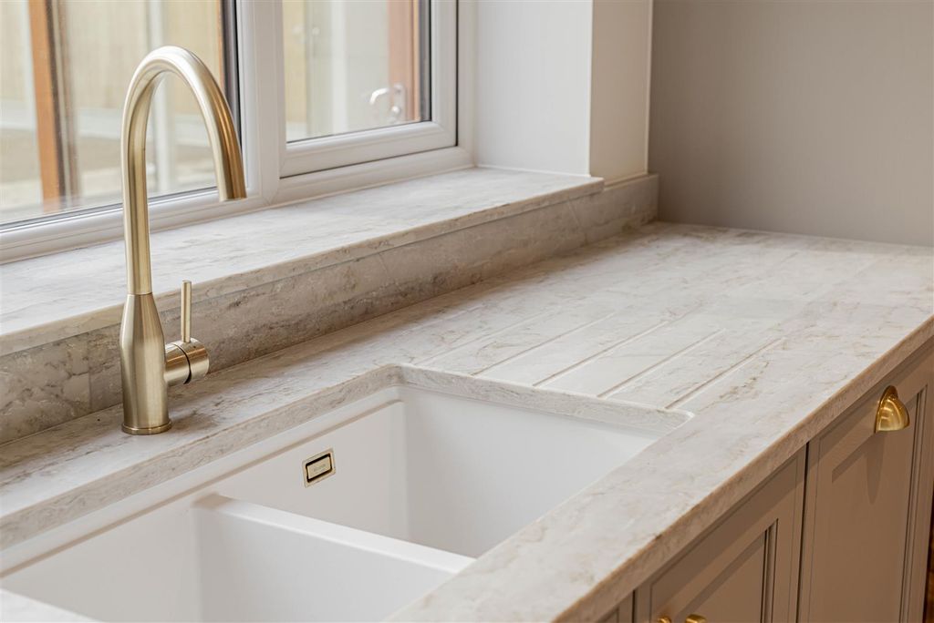 Property photo 3 of 16 L J Imaging-3.Jpg