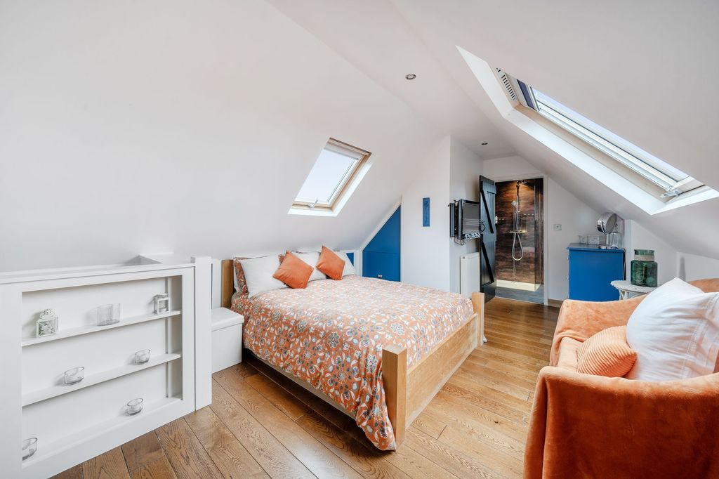 Property photo 3 of 13 Bedroom One