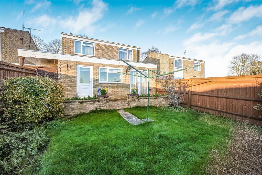 Property photo 2 of 9 4_74509.Jpg