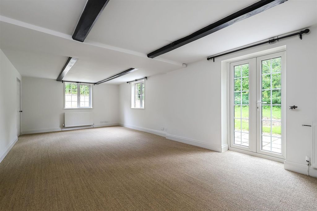 Property photo 3 of 14 Img_4942.Jpg