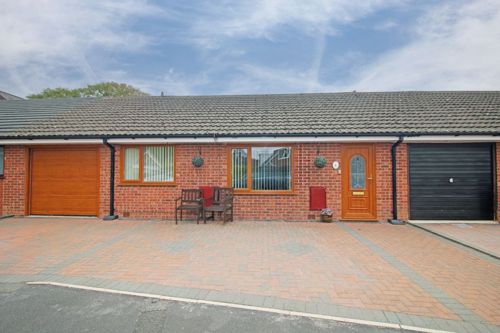 Property photo 3 of 11