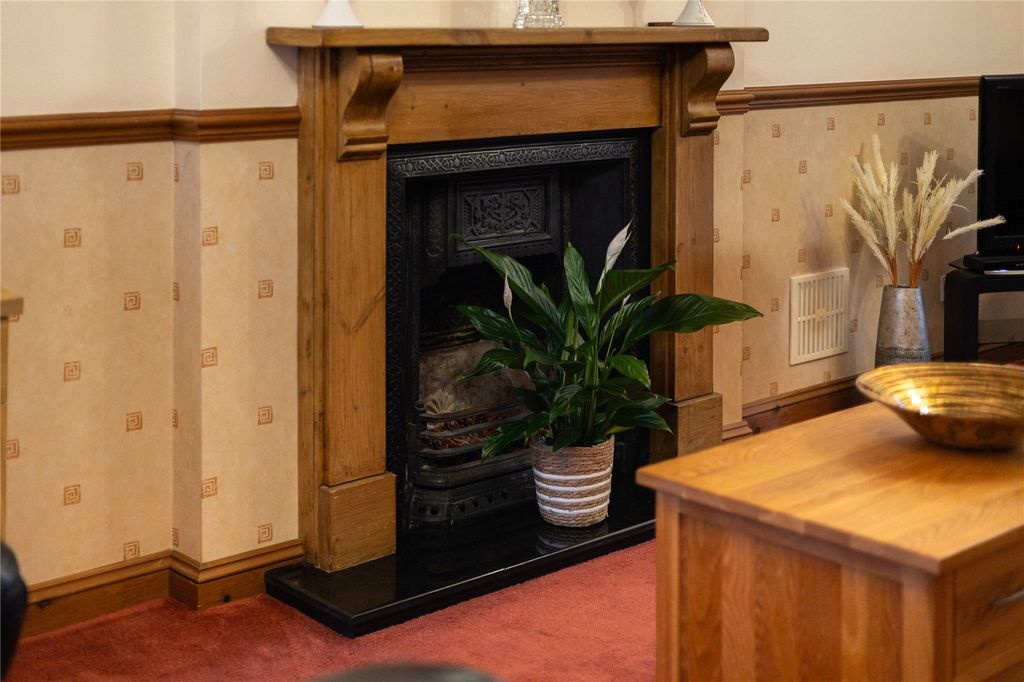 Property photo 3 of 21 Picture No. 09