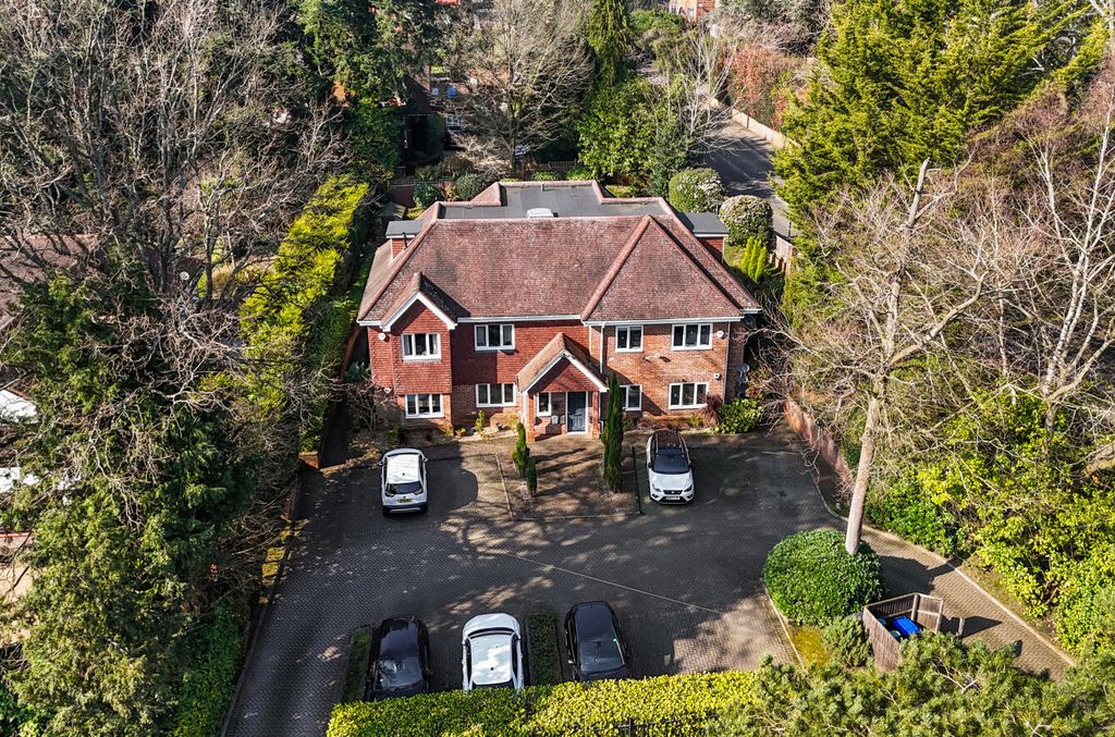 Property photo 1 of 13 1422964-5-69A8695...