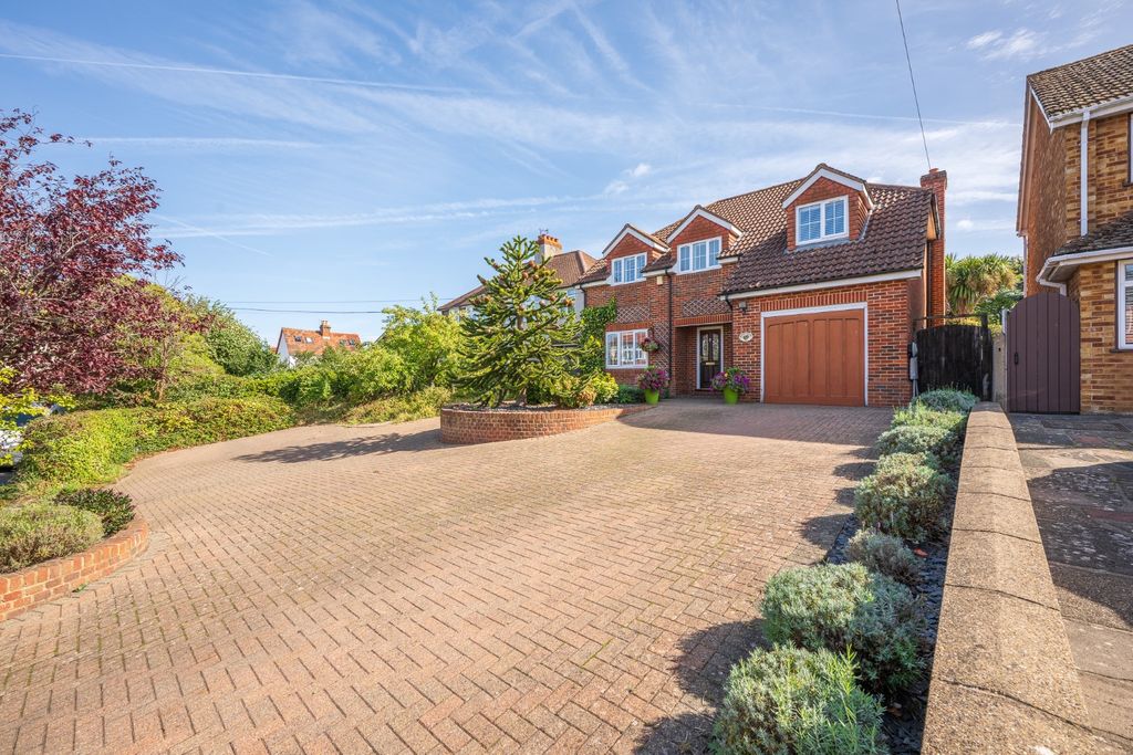 Property photo 1 of 35 5479881