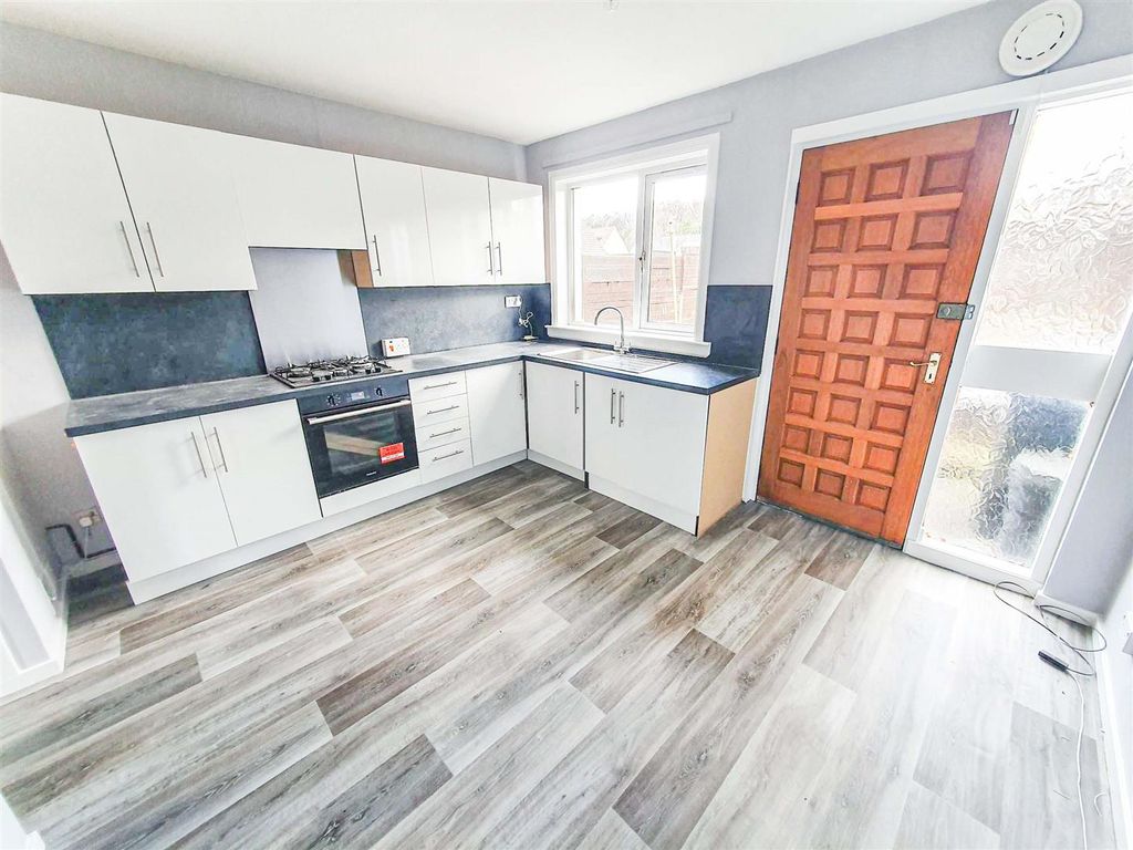 Property photo 2 of 15 Rdc0164Levi Kitchen (1).Jpg