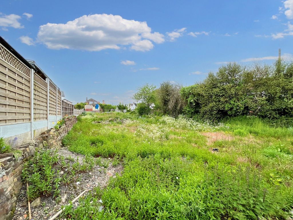 Property photo 3 of 10 3095367