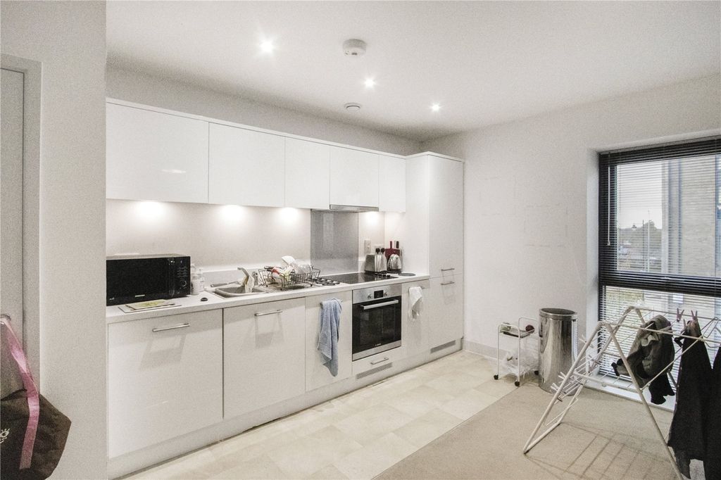 Property photo 2 of 9 Picture No. 08