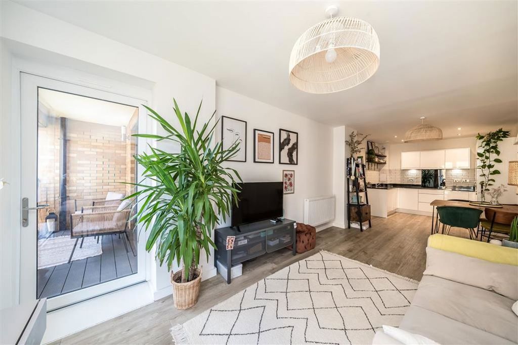 Property photo 3 of 8