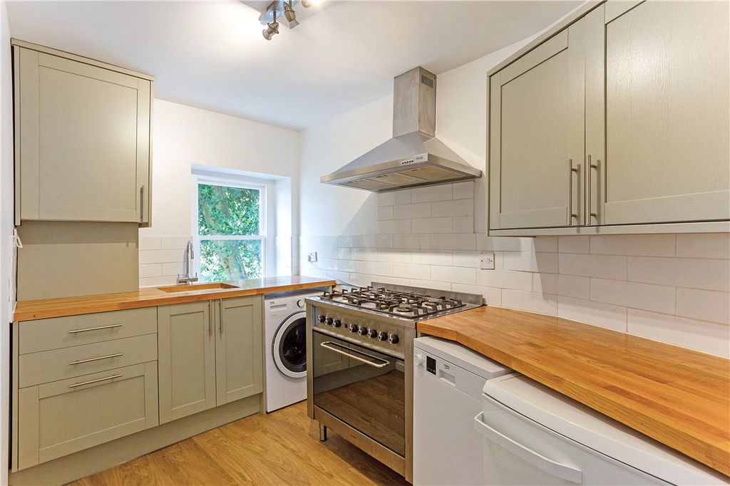 Property photo 3 of 9 Picture No. 08