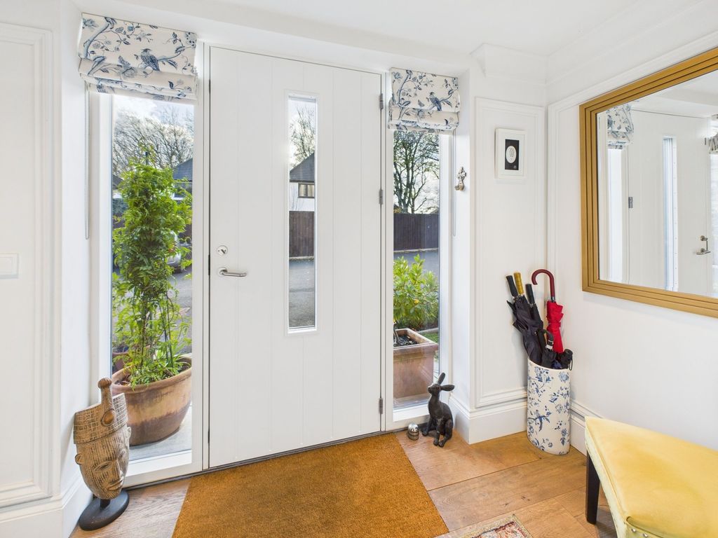 Property photo 2 of 26