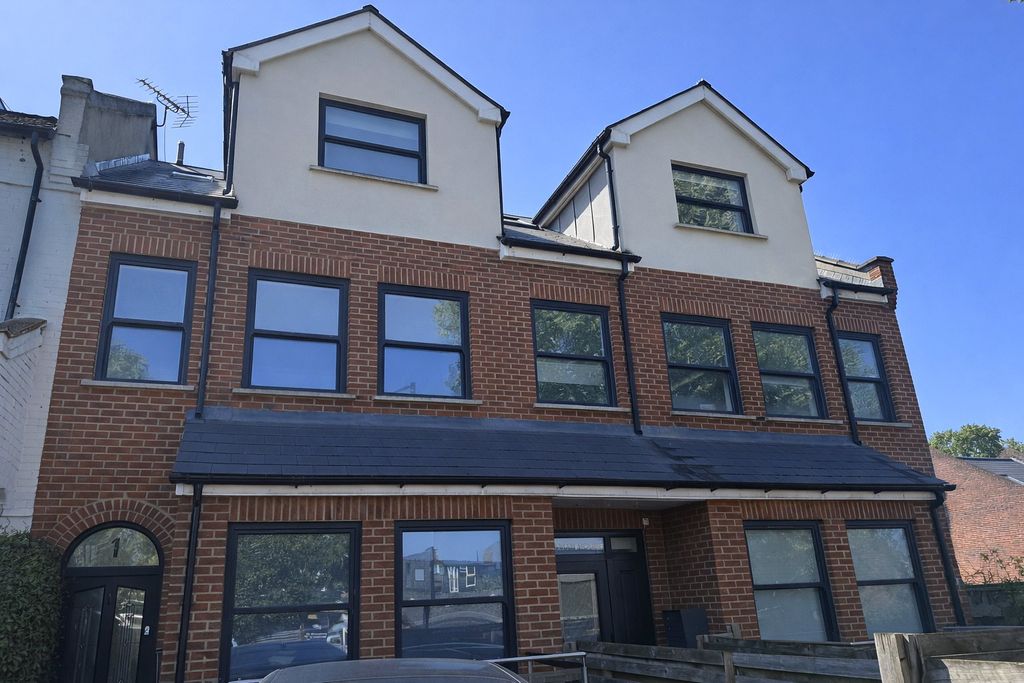 Property photo 1 of 10 1