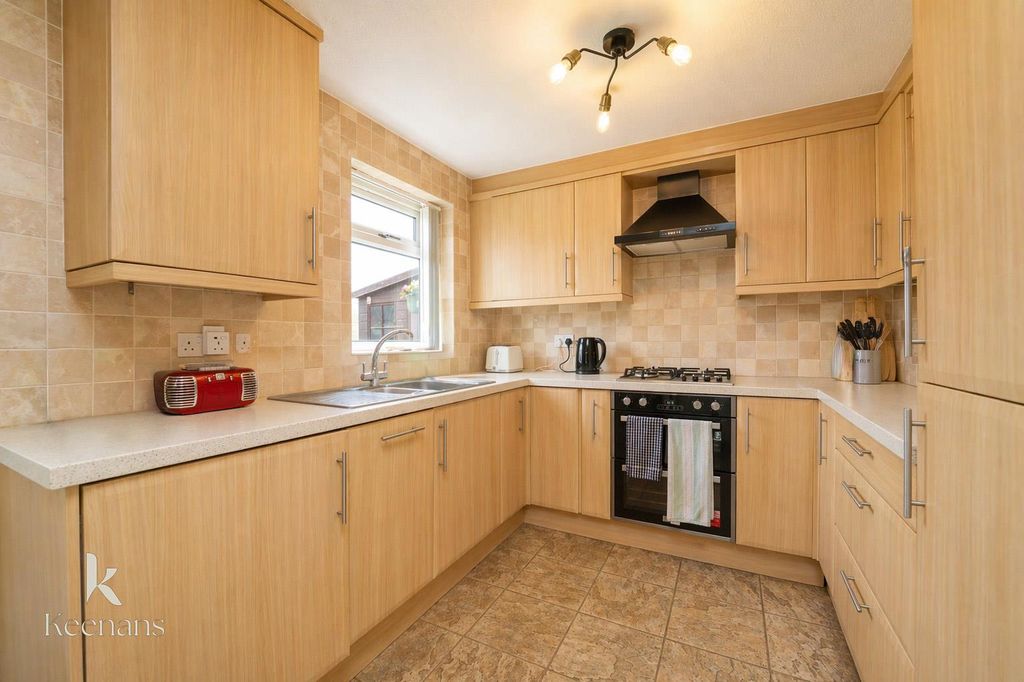 Property photo 2 of 12 Pine-17.Jpg