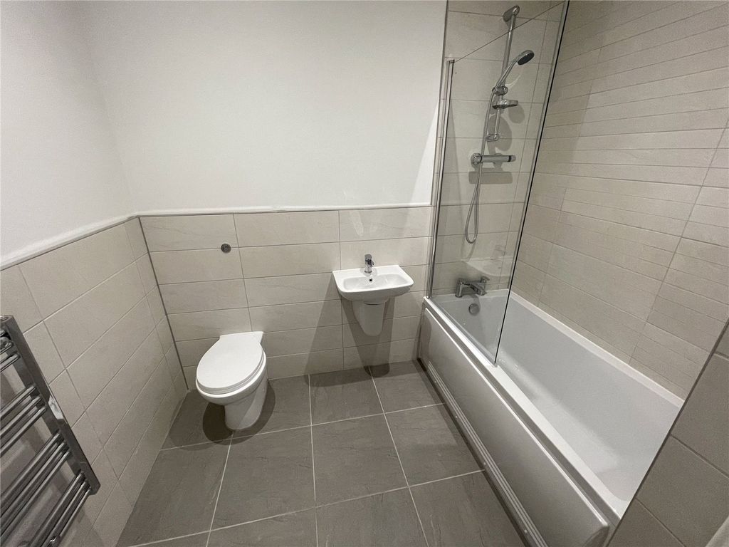 Property photo 3 of 5 Picture No. 02