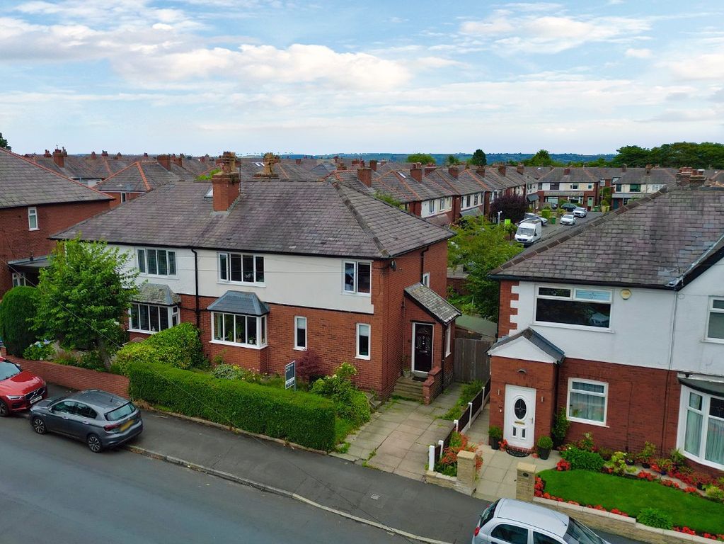 Property photo 1 of 48 3844553