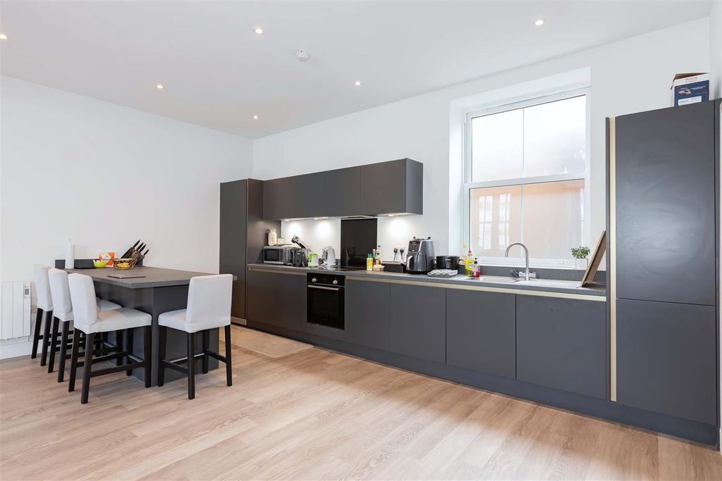 Property photo 2 of 9 South St_2.Jpg
