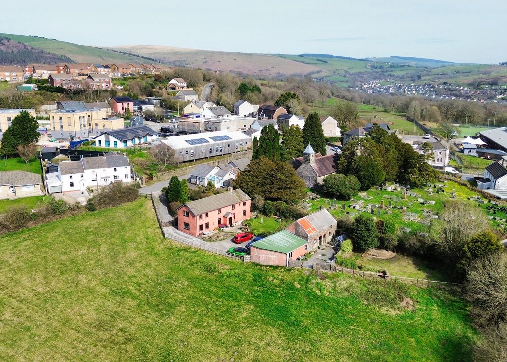 Property photo 1 of 48