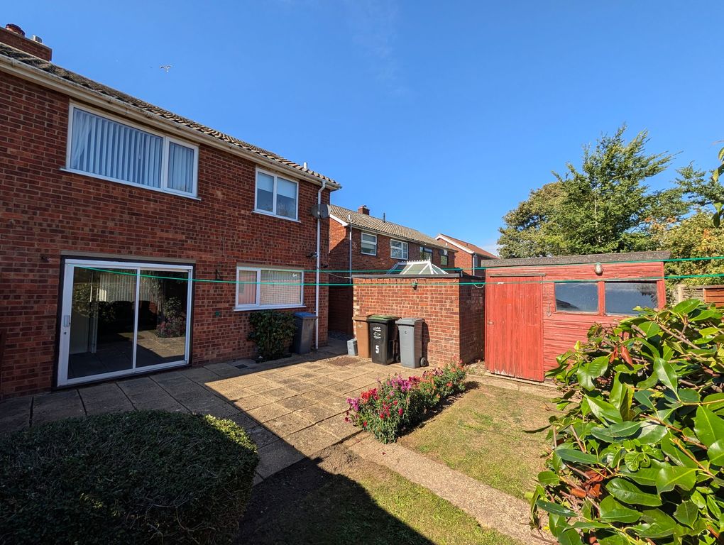 Property photo 3 of 11