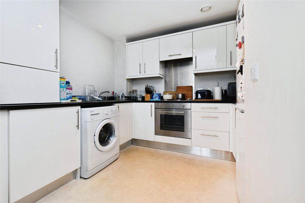 Property photo 2 of 10 Internal