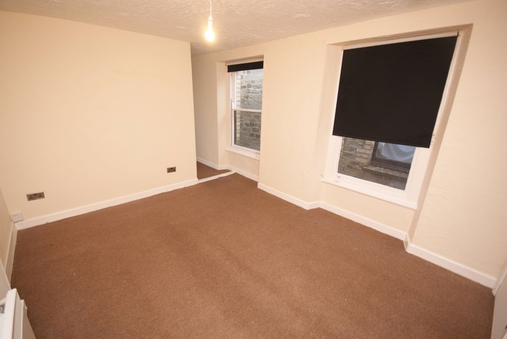 Property photo 3 of 13 Dsc03391