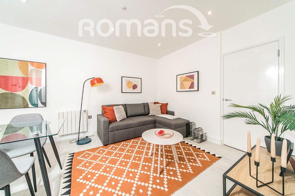 Property photo 3 of 10 ce59B30d-2303-Ed11-8