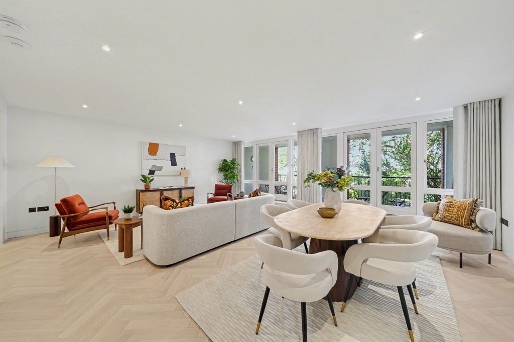 Property photo 2 of 22 5121674