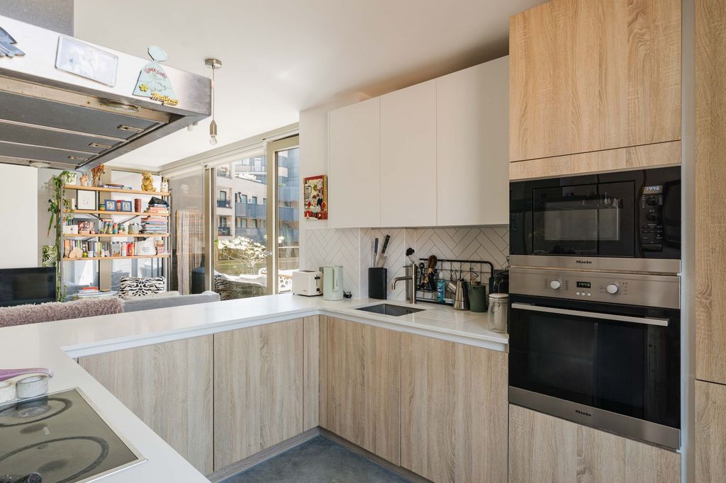 Property photo 3 of 15 Monohaus E8