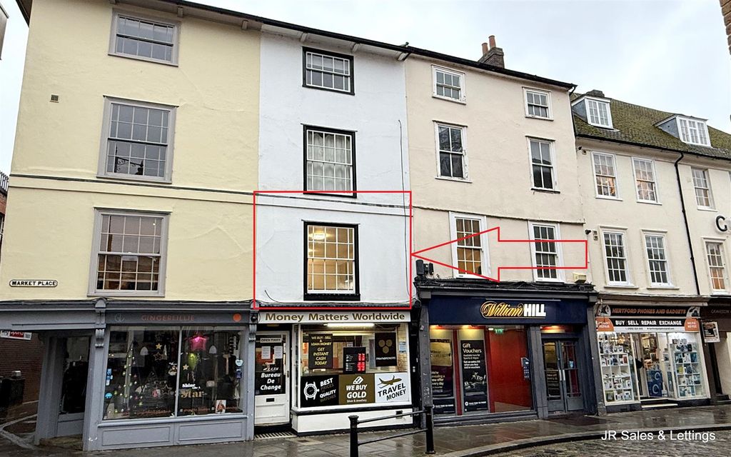 Property photo 3 of 11 Front