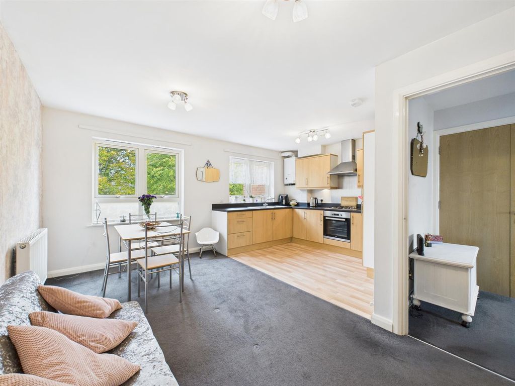 Property photo 2 of 20 Cam02885G0-Pr0490-Still002.Jpg